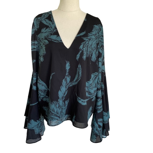 C/MEO Collective Tops - C/MEO COLLECTIVE Sz L v-neck black blouse with teal floral print +bell sleeves🏅